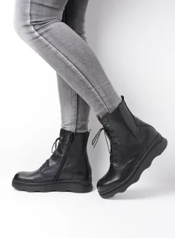 Veterlaarzen|Herfst/Winter<Wolky Akita - zwart leer zwartleer