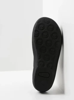 Slippers<Wolky Aporia - zwart leer zwartleer