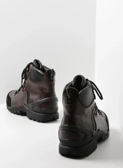 Hoge Veterschoenen|Wandelschoenen<Wolky City Tracker WP - bruin leer bruinleer