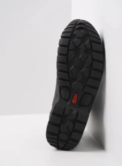 Hoge Veterschoenen|Wandelschoenen<Wolky City Tracker WP - zwart leer zwartleer