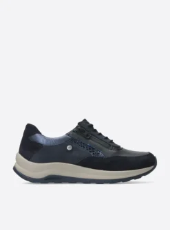 Lage Veterschoenen|Wandelschoenen<Wolky Cupar - blauw combi leer blauwcombileer