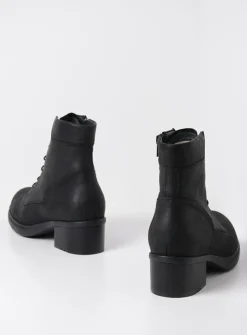 Hoge Veterschoenen|Veterlaarzen<Wolky Edson XW - zwart nubuck zwartnubuck