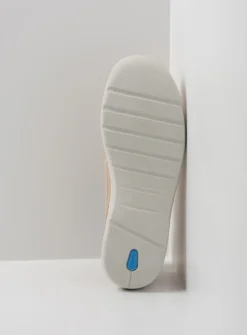 Lage Veterschoenen|Wandelschoenen<Wolky Feltwell - beige nubuck beigenubuck