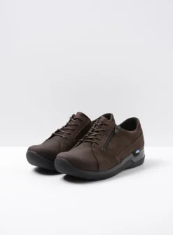 Lage Veterschoenen|Wandelschoenen<Wolky Feltwell - donkerbruin nubuck donkerbruinnubuck