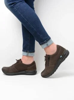 Lage Veterschoenen|Wandelschoenen<Wolky Feltwell - donkerbruin nubuck donkerbruinnubuck