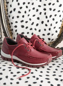 Lage Veterschoenen|Herfst/Winter<Wolky Fly - donkerrood leer donkerroodleer