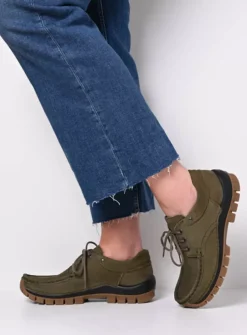 Lage Veterschoenen|Herfst/Winter<Wolky Fly - pesto groen nubuck pestogroennubuck