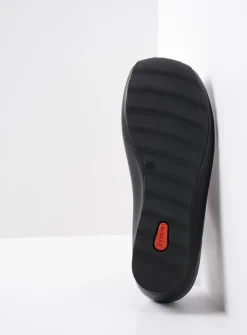 Slippers|Klompen<Wolky Go - zwart leer zwartleer
