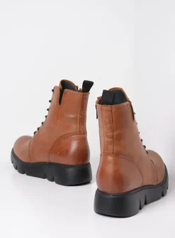 Hoge Veterschoenen|Veterlaarzen<Wolky Hope XW - cognac leer cognacleer
