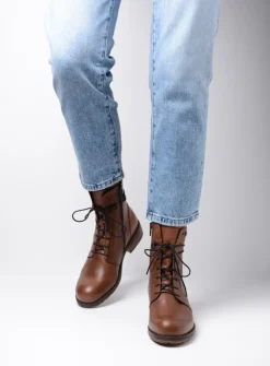 Veterlaarzen|Halfhoge Laarzen<Wolky Murray - cognac leer cognacleer