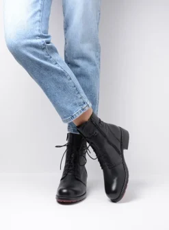 Veterlaarzen|Halfhoge Laarzen<Wolky Murray - zwart leer zwartleer