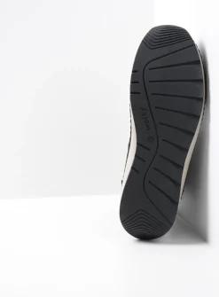 Hoge Veterschoenen|Veterlaarzen<Wolky Ocean - zwart nubuck zwartnubuck