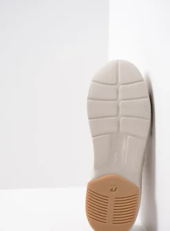 Lage Veterschoenen|Wandelschoenen<Wolky Omaha HV - beige nubuck beigenubuck