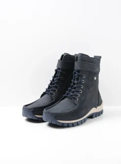 Hoge Veterschoenen|Veterlaarzen<Wolky Reach - blauw nubuck blauwnubuck