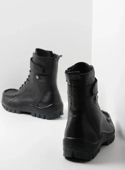 Hoge Veterschoenen|Veterlaarzen<Wolky Reach - zwart leer zwartleer