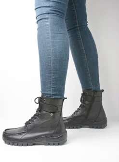 Hoge Veterschoenen|Veterlaarzen<Wolky Reach - zwart leer zwartleer