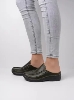 Slippers|Klompen<Wolky Roll Slide - forestgroen leer forestgroenleer