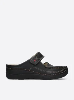 Slippers|Klompen<Wolky Roll Slipper - zwart leer zwartleer