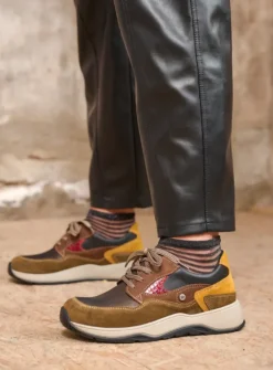 Lage Veterschoenen|Wandelschoenen<Wolky Sappho - donker taupe combi leer donkertaupecombileer