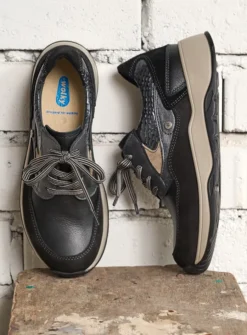 Lage Veterschoenen|Wandelschoenen<Wolky Sappho - zwart combi leer zwartcombileer