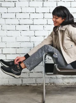 Hoge Veterschoenen|Wandelschoenen<Wolky Scone - zwart combi leer zwartcombileer