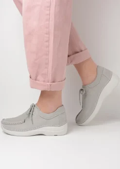 Lage Veterschoenen<Wolky Seamy Shoe - lichtgrijs nubuck lichtgrijsnubuck