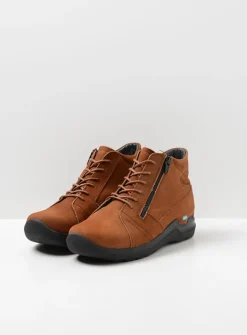 Hoge Veterschoenen|Wandelschoenen<Wolky Why - cognac nubuck cognacnubuck